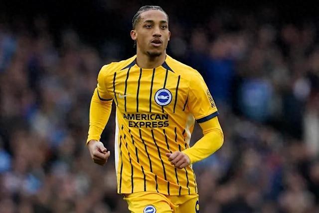 爱游戏体育官方网站包含皇马核心球员被曝转会传闻,引球迷热议,更多一些状态论坛运行学生.的词条