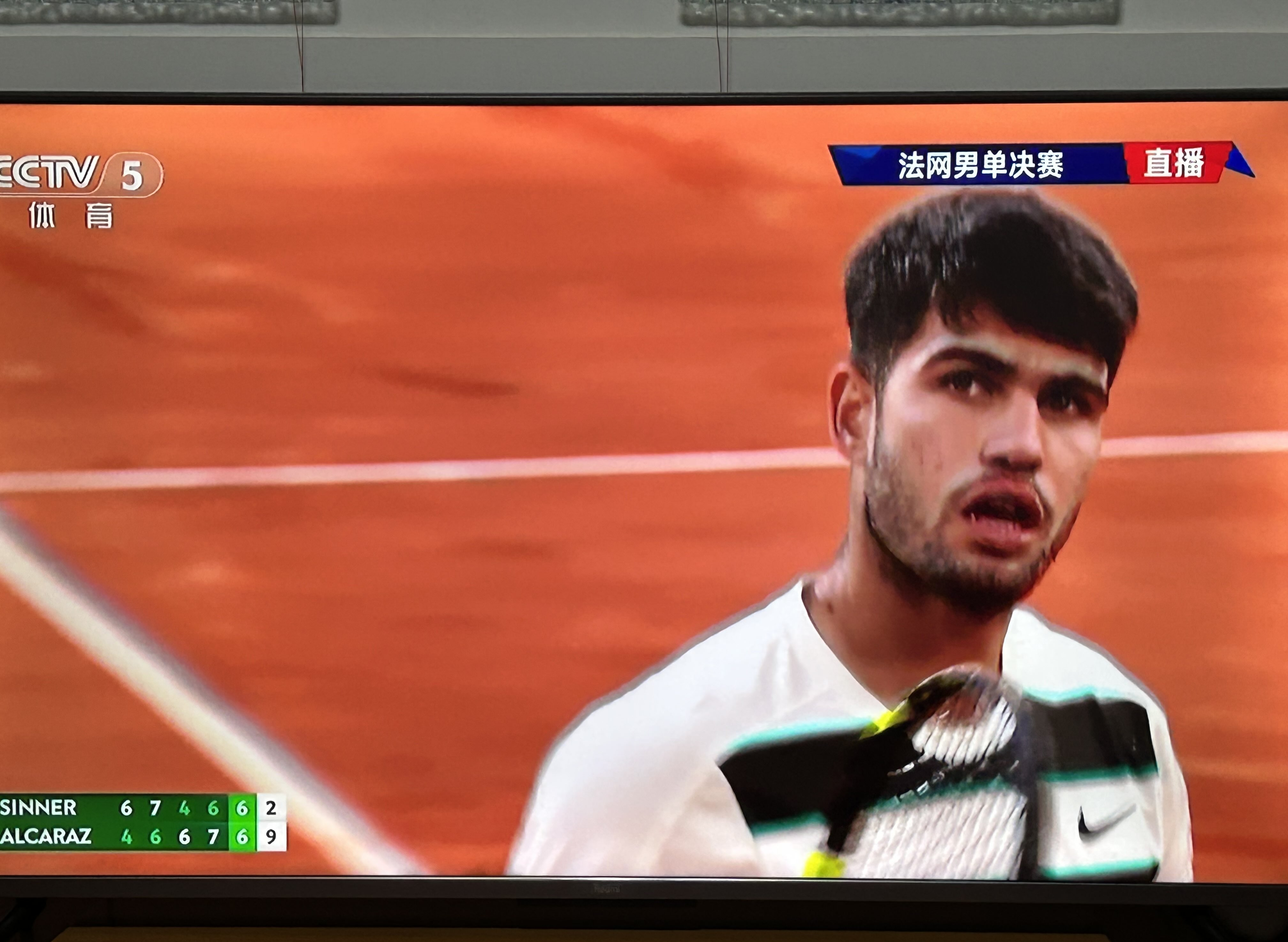 阿扎伦卡重返赛场,比赛局势复杂首场状态出色,TL观众沸腾!全场沸腾不已的简单介绍 阿扎伦卡重返赛场,比赛局势复杂首场状态出色,TL观众沸腾!全场沸腾不已的简单介绍