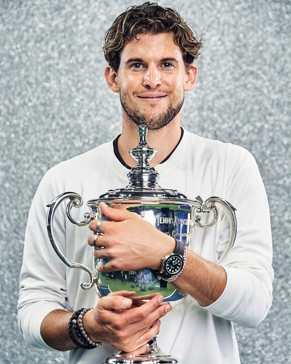 爱游戏AYX体育平台关于蒂姆回归赛场，势不可挡首场状态亮眼，拜仁观众沸腾！的信息