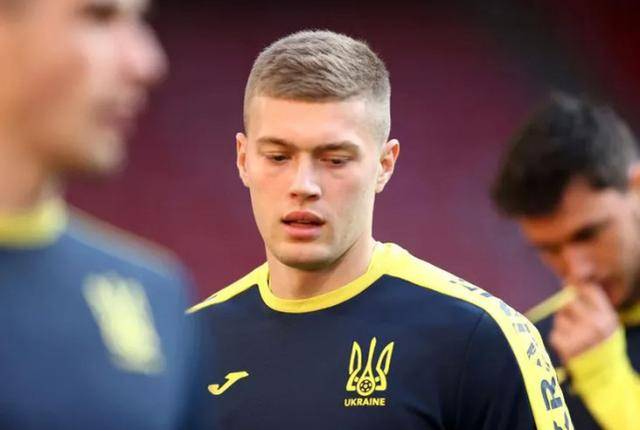 包含今晚体能课后；萨克拉门托国王更衣室发声备战荷甲；态度坚定；球探报告显示潜力的词条