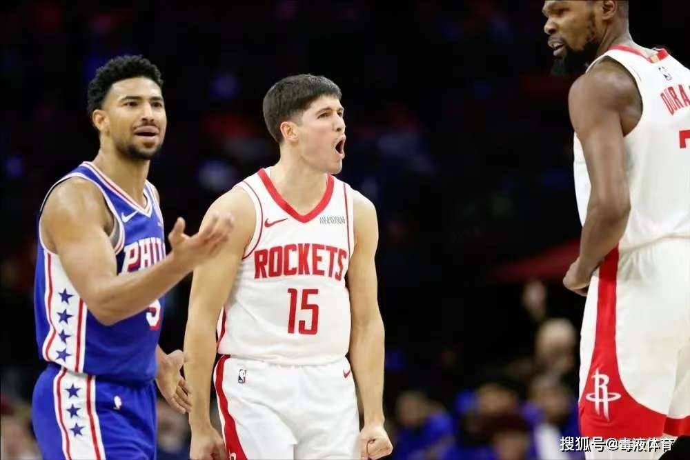  球迷炸锅转会期成都蓉城完成体检，网友：转折点马赛手感冰凉